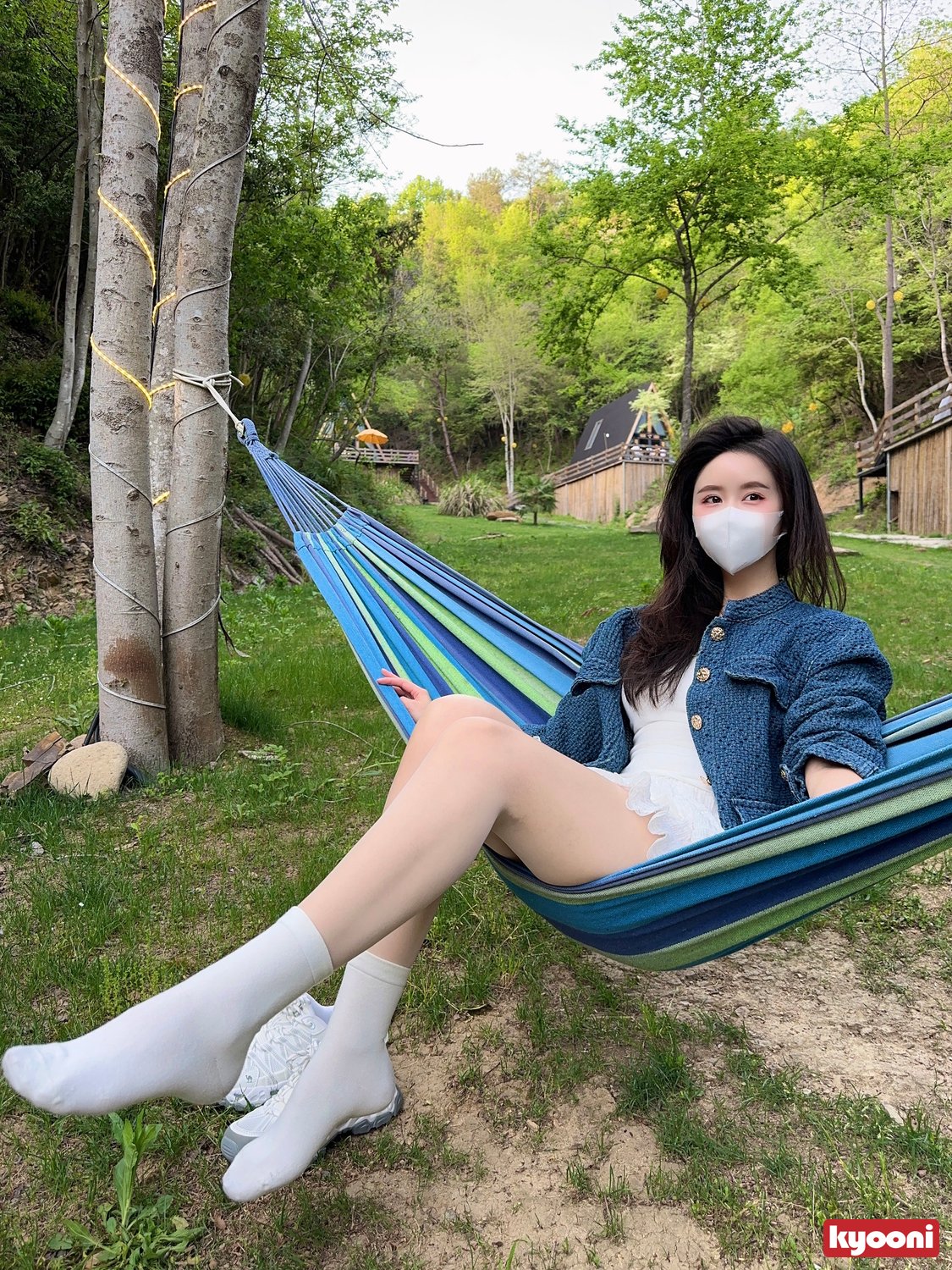 芝岚 露营基地白袜肉丝