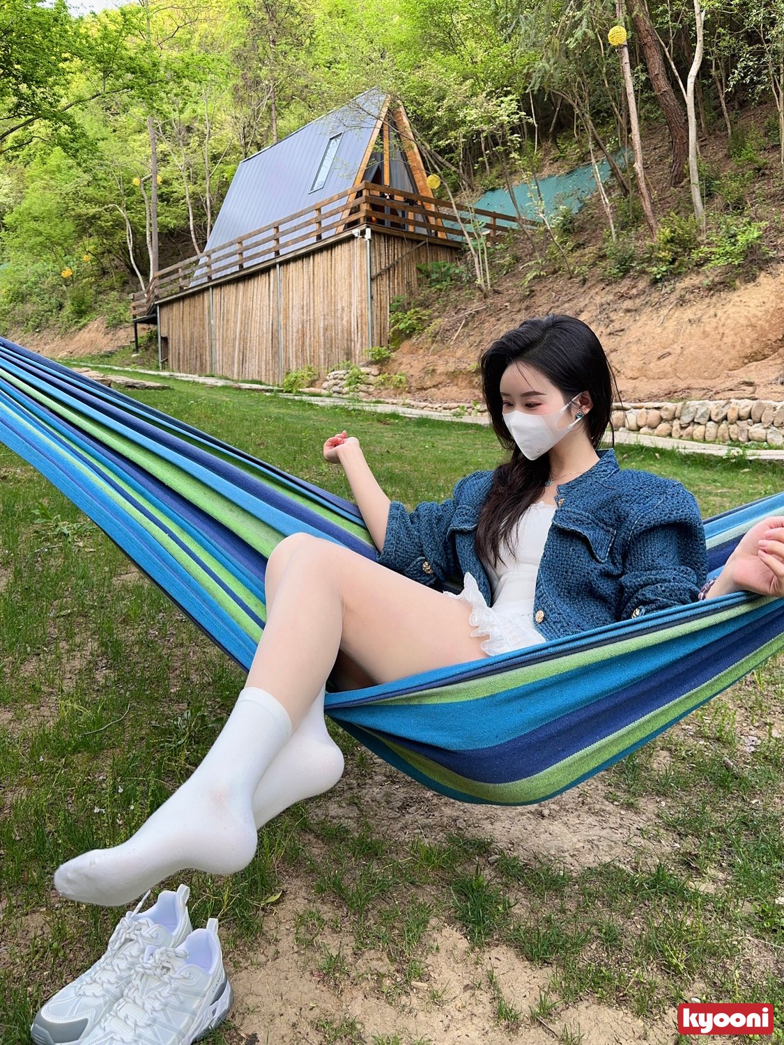 芝岚 露营基地白袜肉丝