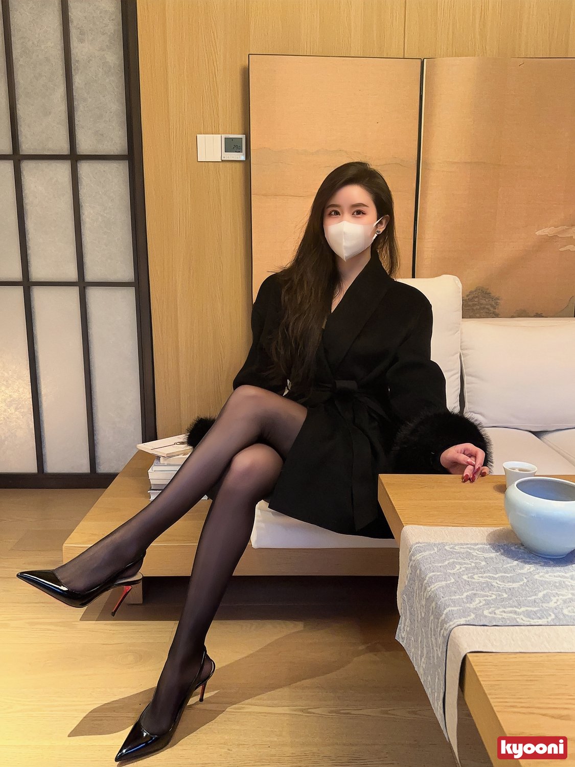 芝岚 牛首山黑丝毛呢