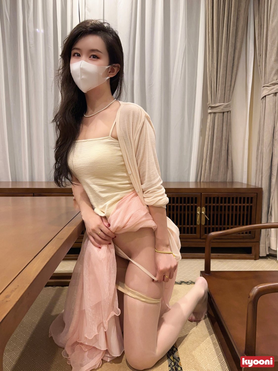 芝岚 三亚粉裙室内外肉丝