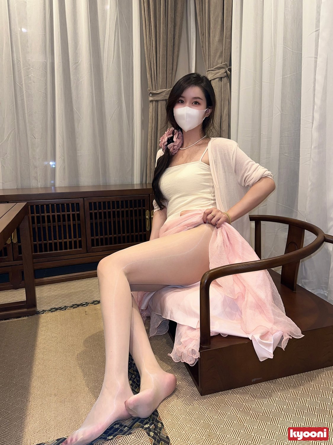 芝岚 三亚粉裙室内外肉丝