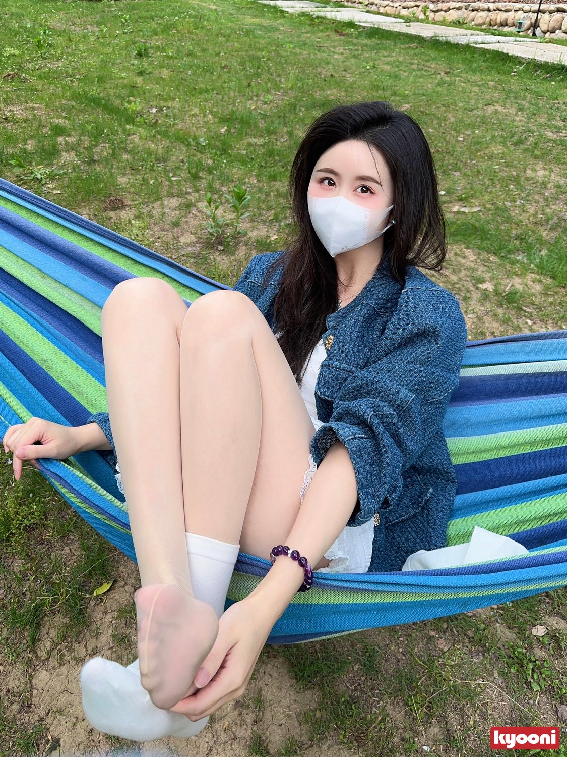 芝岚 露营基地白袜肉丝