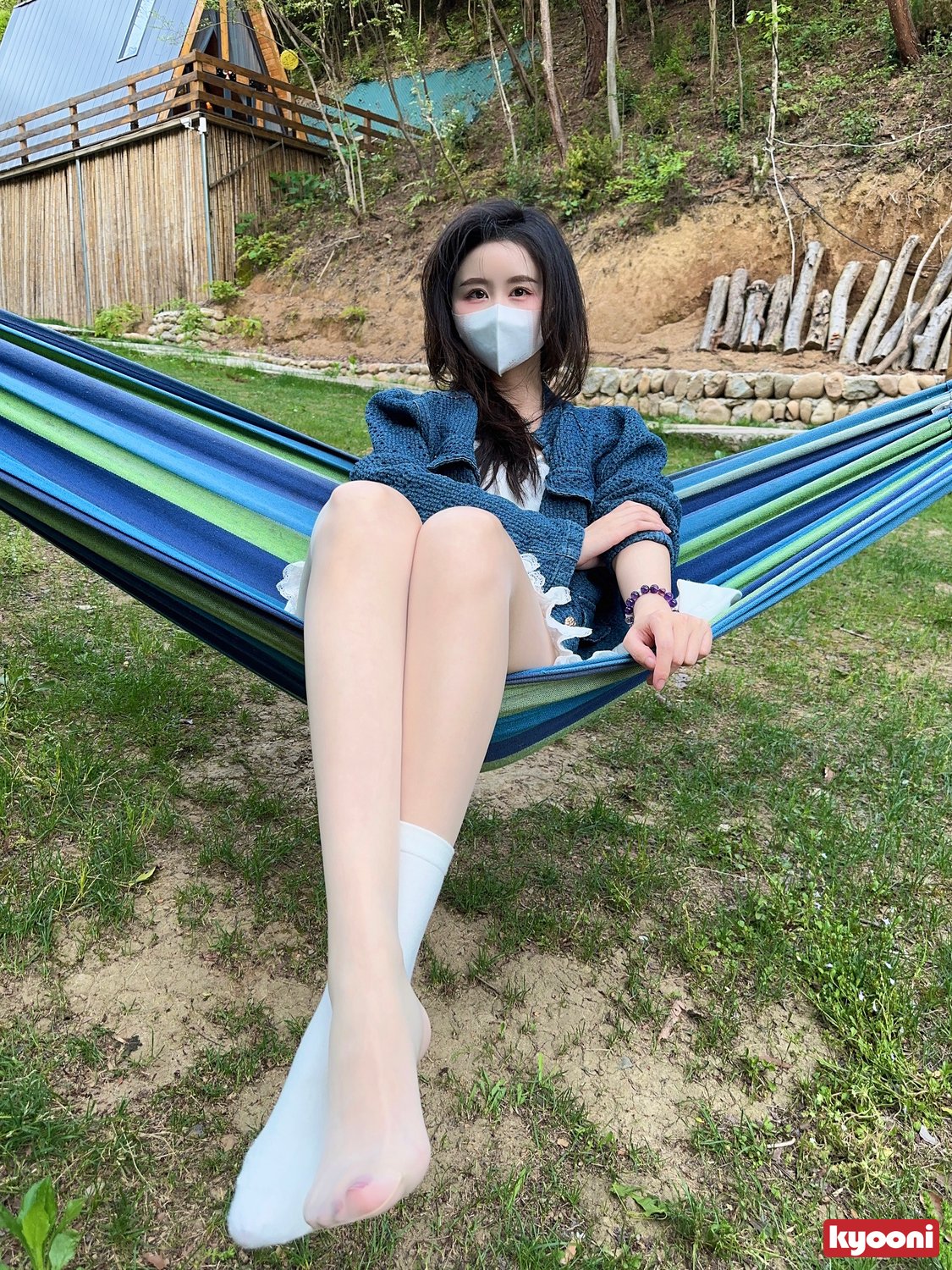 芝岚 露营基地白袜肉丝