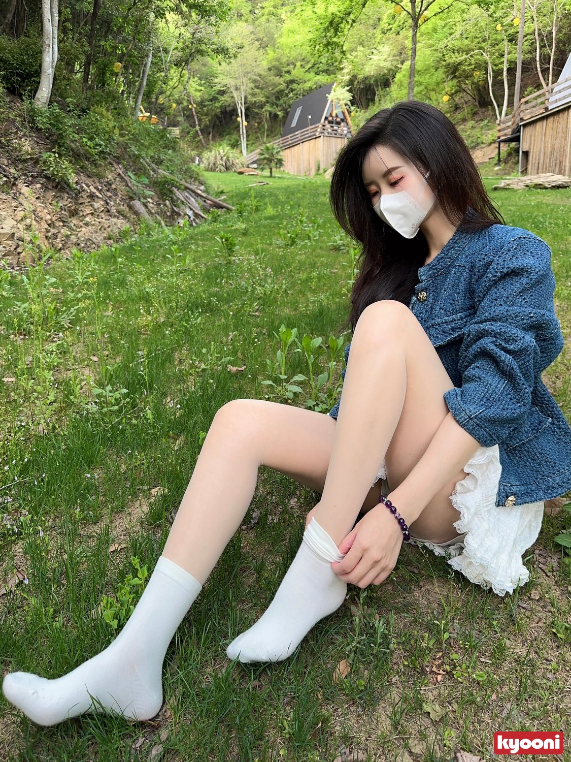 芝岚 露营基地白袜肉丝
