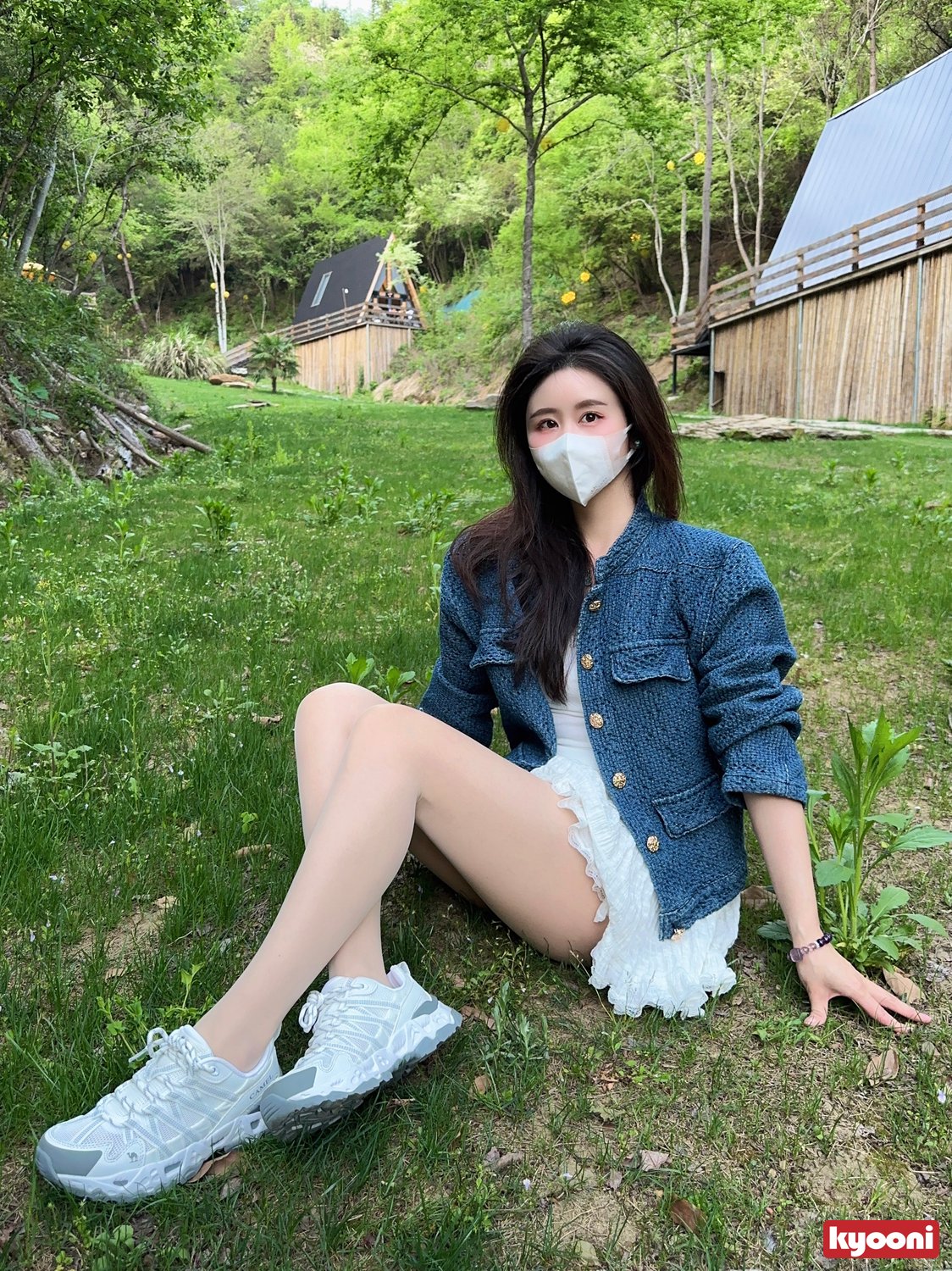 芝岚 露营基地白袜肉丝