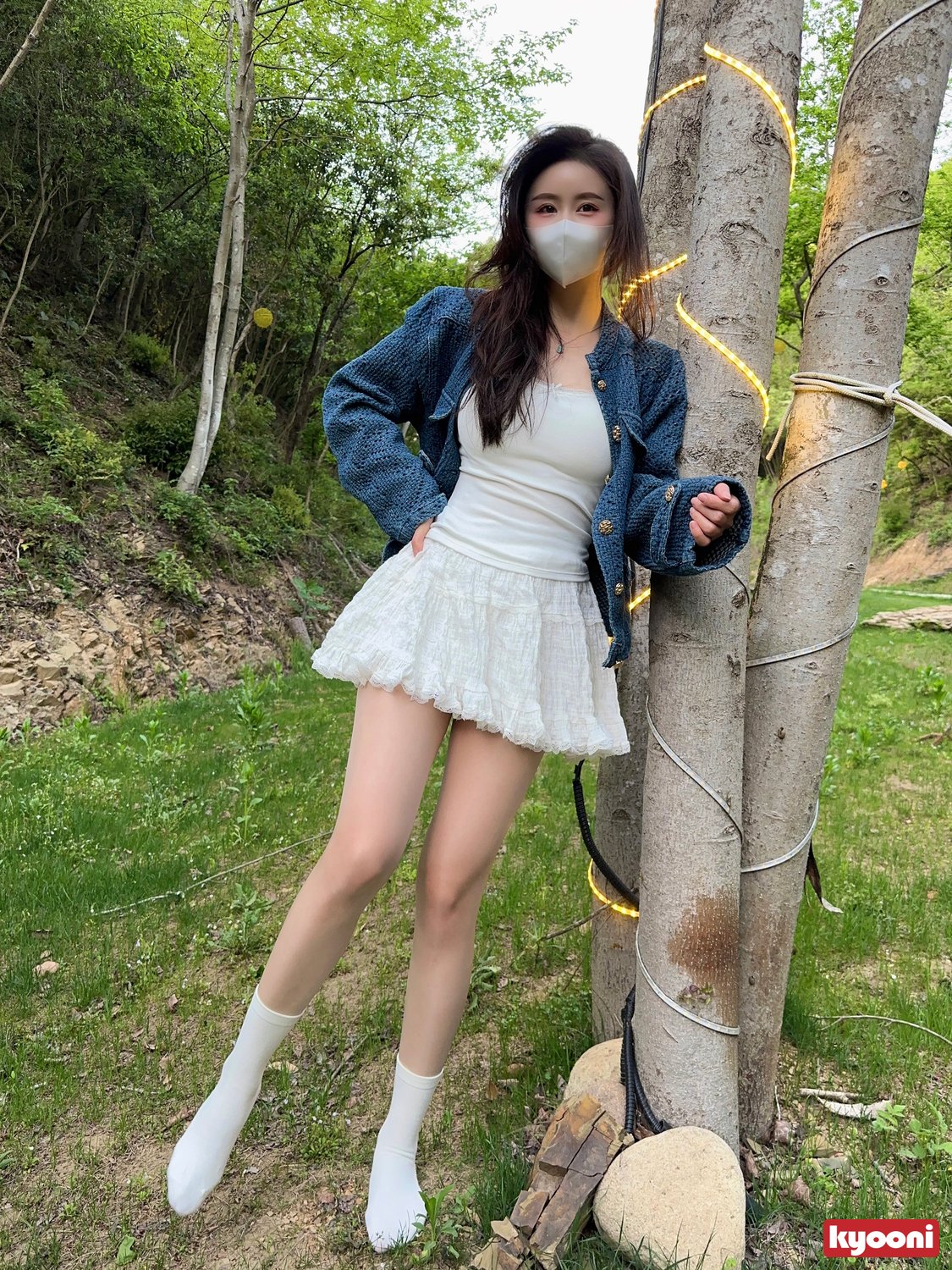 芝岚 露营基地白袜肉丝