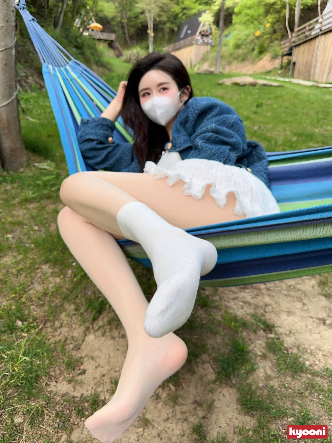 芝岚 露营基地白袜肉丝