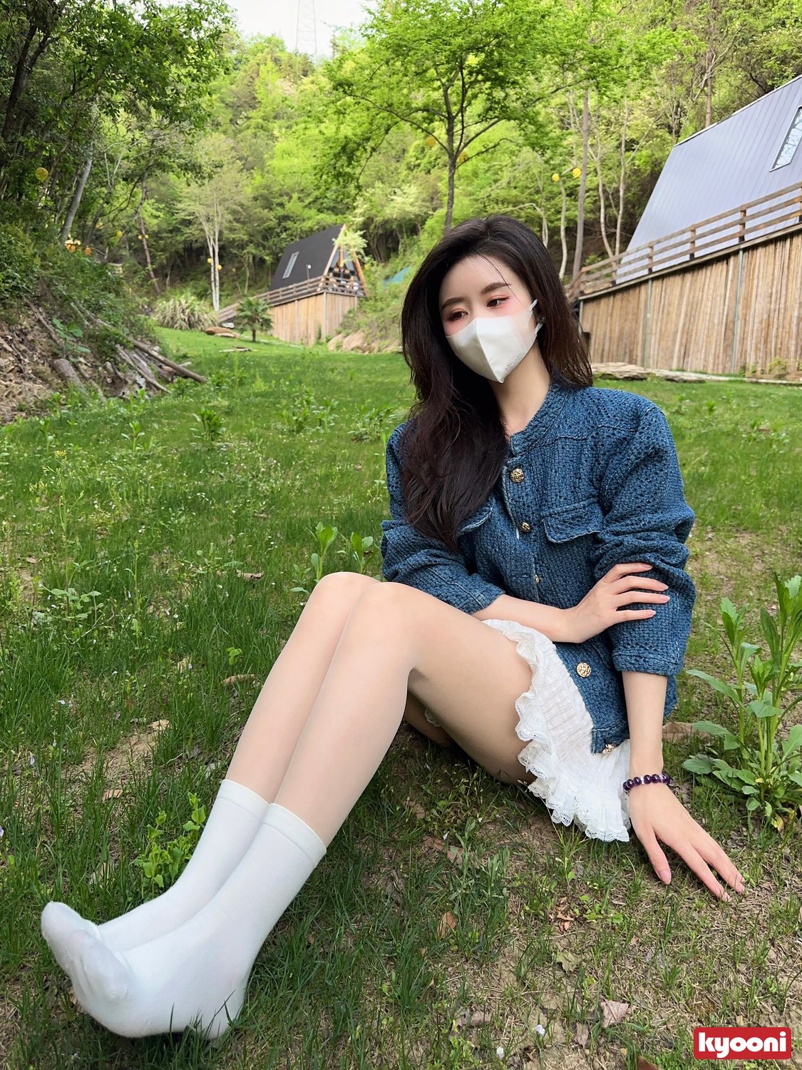 芝岚 露营基地白袜肉丝